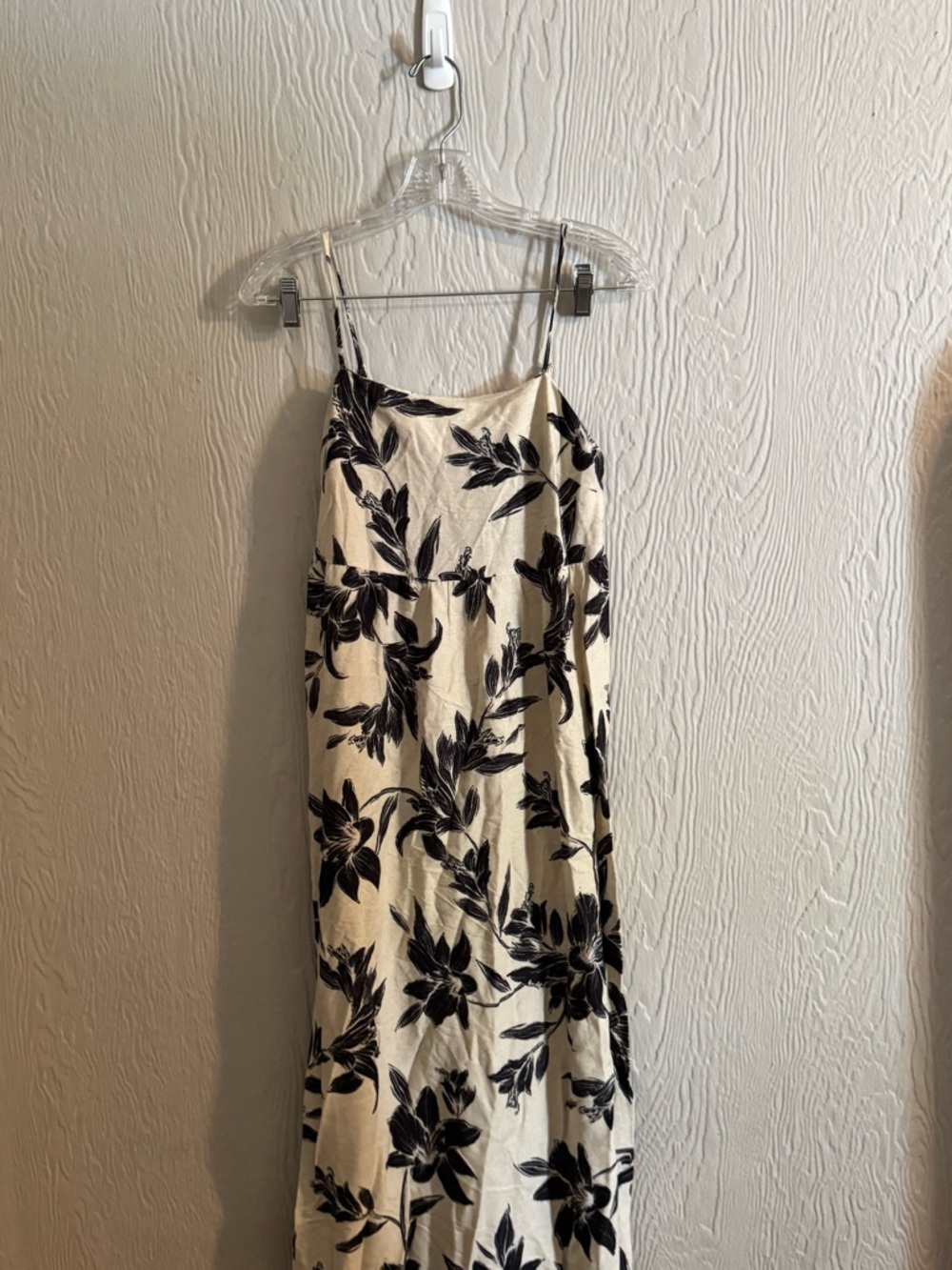 Monteau Cream and Black Floral Smocked Top